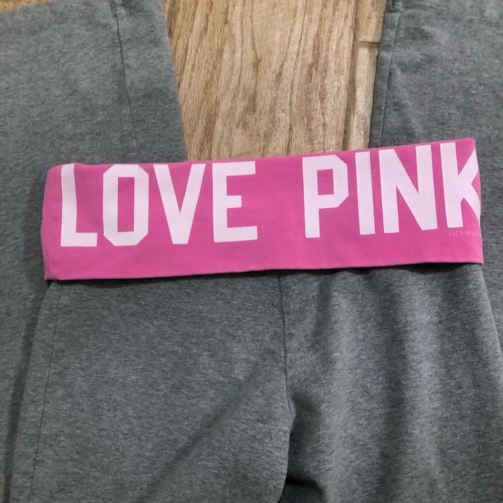 Victoria’s Secret Pink yoga pants